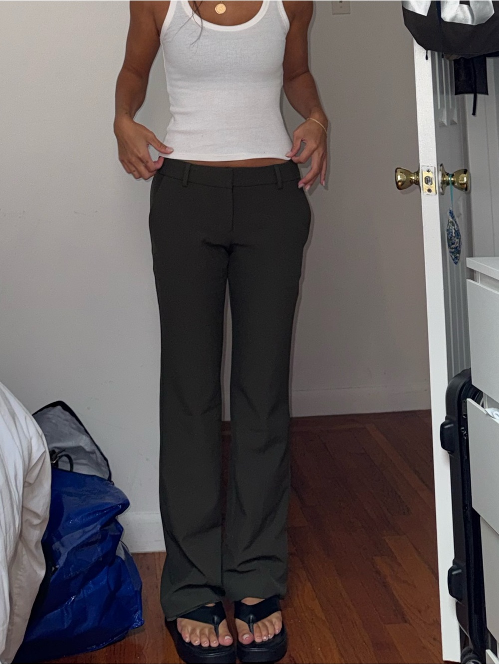 Lowrise bootcut pants